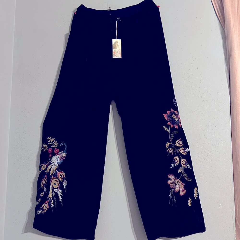 NWT Johnny Was Black Embroidered Wide-Leg Pants with embroidery - Picture 7 of 9
